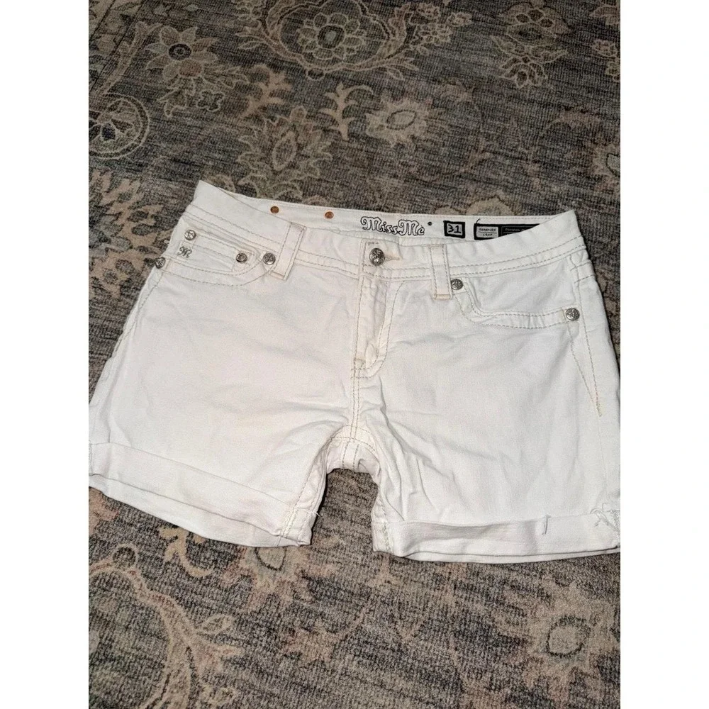 Miss Me Signature Crop Shorts White